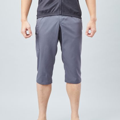 PEARL IZUMI シティライドスリークォーターパンツ　Lサイズ PEARL IZUMI シティライドスリークォーターパンツ Lサイズ より