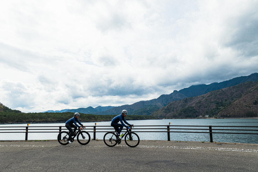 山梨県西湖にPI TRIメンバーが集結